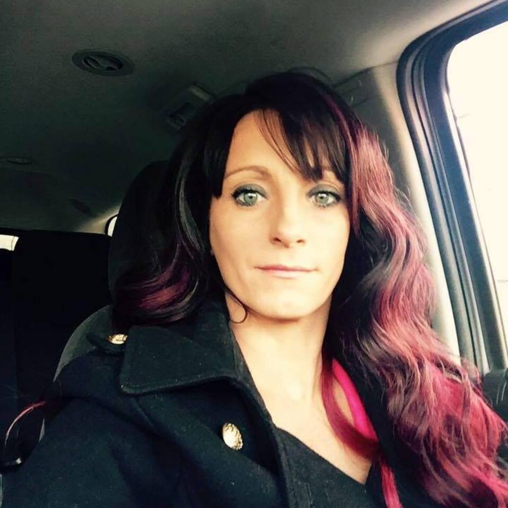 Meet your Posher, Alicia